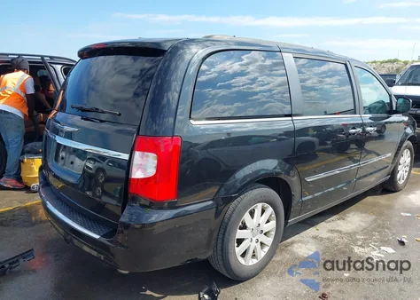 2015 Chrysler Town & Country Touring from USA, damaged, VIN 2C4RC1BGXFR520719